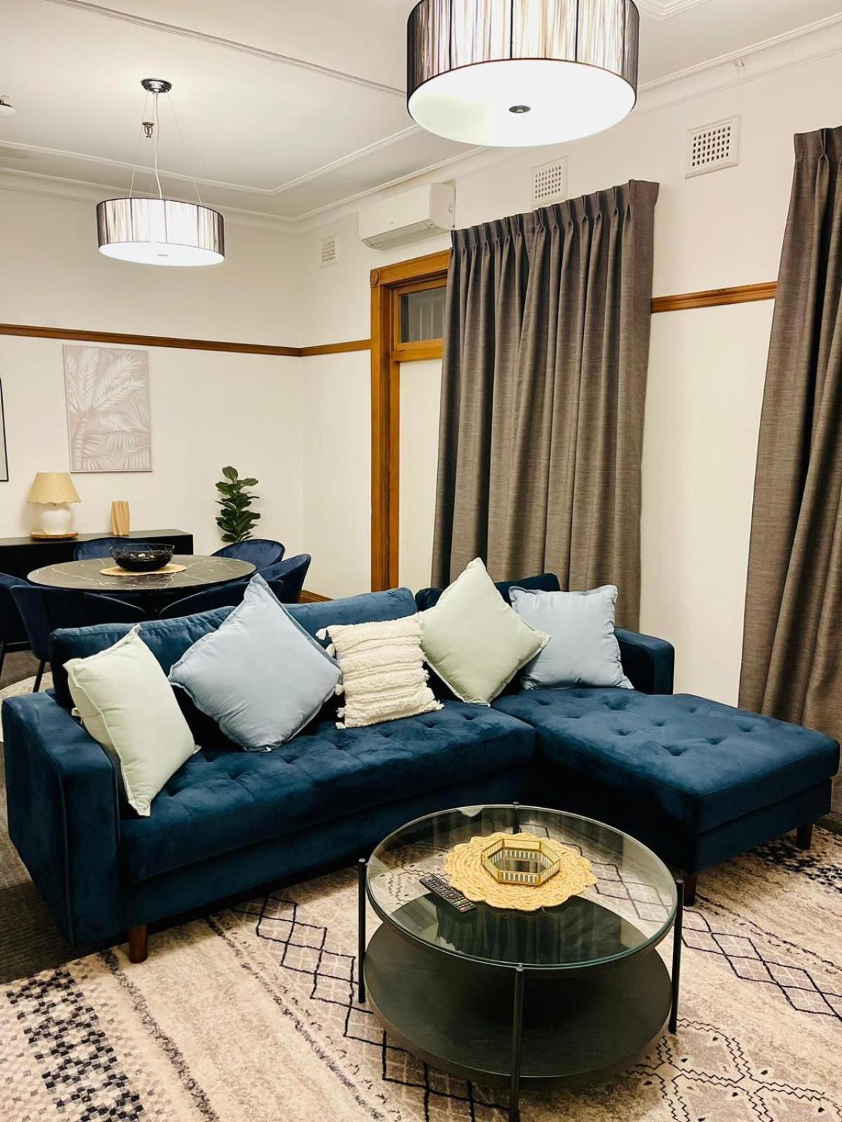 Guildford Hotel Екстериор снимка